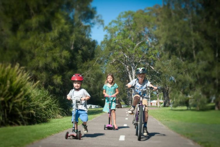 Wangi Lakehouse – renovated Lake Macquarie lakefront Location
