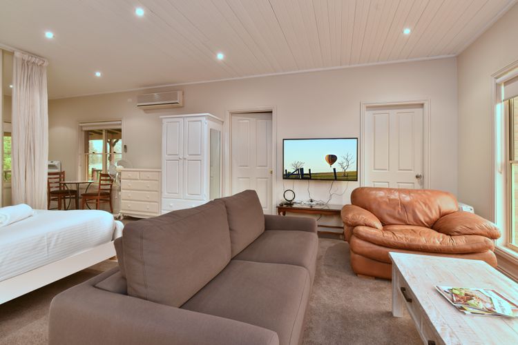 King 1 – close proximity to Bimbadgen and Hope Estate concerts