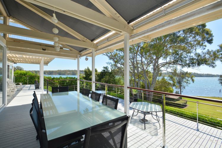 Lake Macquaries’ Edgewater Escape at Morisset Memories