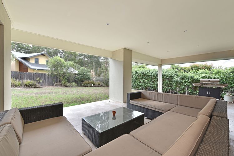 Outdoor Lounge with Entertaining Area & BBQ