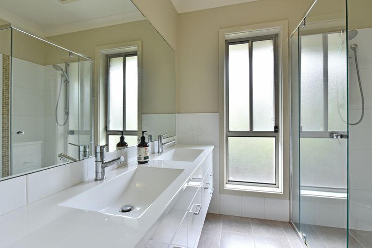 Bathroom with double sink 