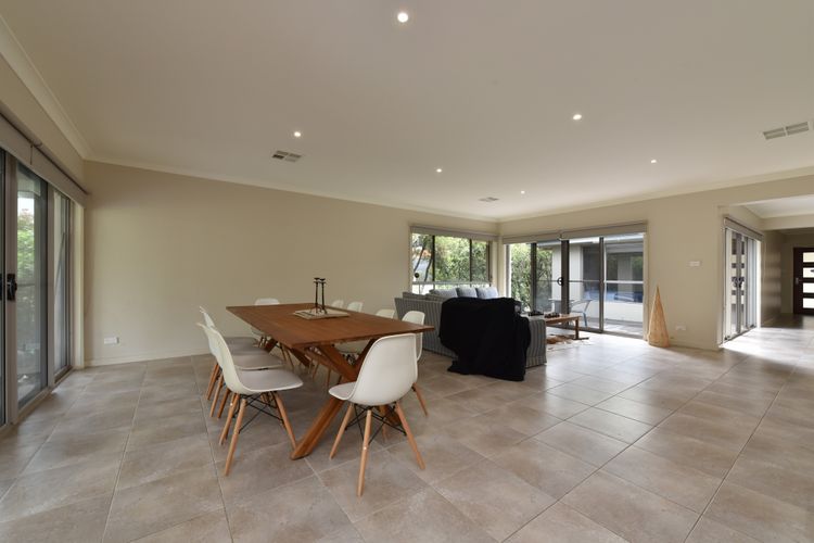 Living area with Dining 