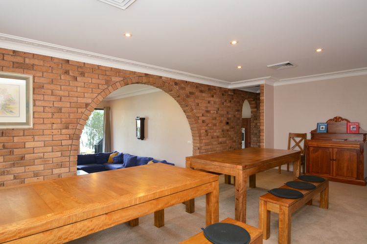 Dining room for 12
