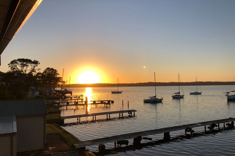 The Boat House – Absolute Waterfront 3br + Jetty