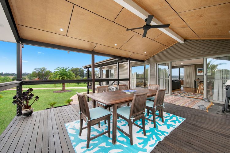 Lilies Luxe Suite on Lovedale with Private Heated Pool 5star ****