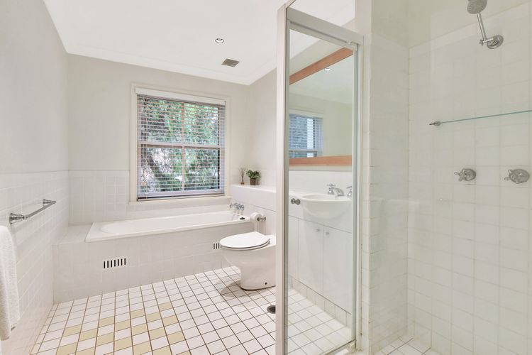 Villa 3br Chardonnay Villa located within Cypress Lakes Resort