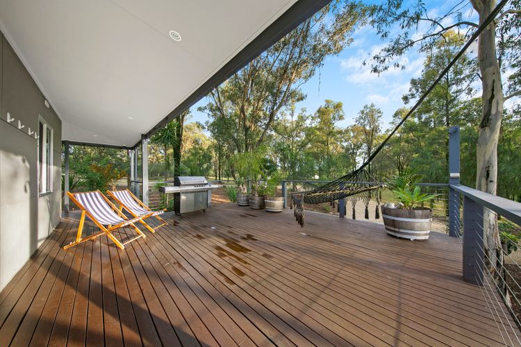 Balcony with BBQ and hammock 