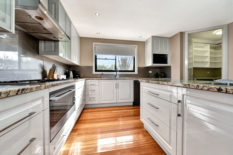 Amazing Chef's Kitchen!