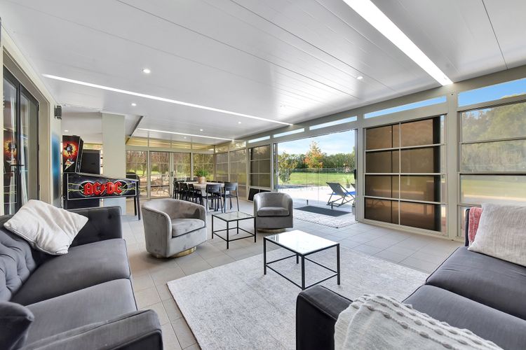 *Hot* Spoil someone special at Hunter Manor House – stunning luxury in super central location