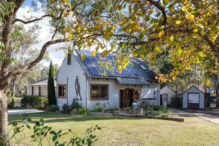 Gartelmann Studio @ Gartelmanns Wines walk to The Deck Cafe + Wine tasting