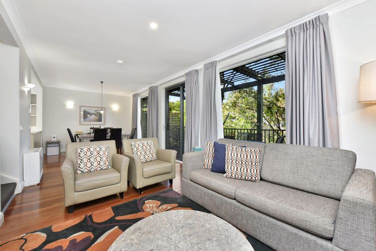Villa 2br Sauvignon Villa located within Cypress Lakes Resort