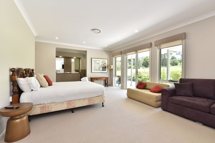 Peppertree Manor @ The Vintage