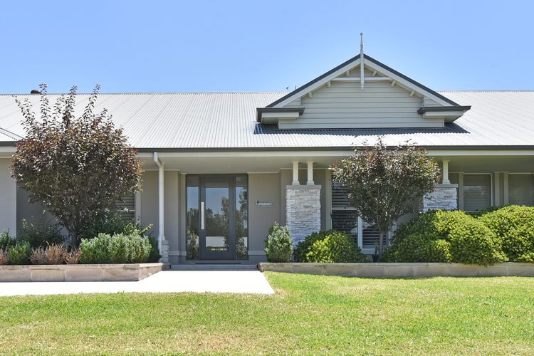 Peppertree Manor @ The Vintage