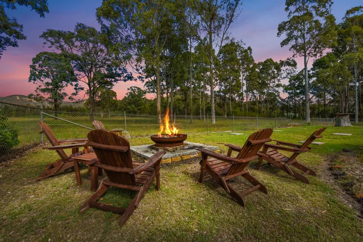 OMG!! Amazing outdoor firepit with view 