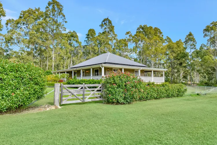 Private cottage with amazing views 