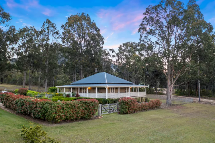 Brokenback Vineyard Estate