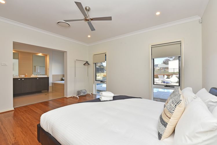 Hunter Winery Hideaway with Pool & Games Room