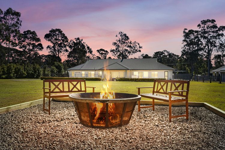 Hunter Winery Hideaway with Pool & Games Room
