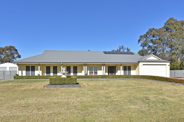 Hunter Winery Hideaway with Pool & Games Room