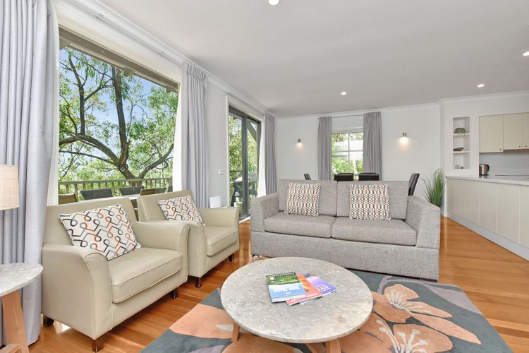 Villa 2br Chablis Villa located within Cypress Lakes Resort