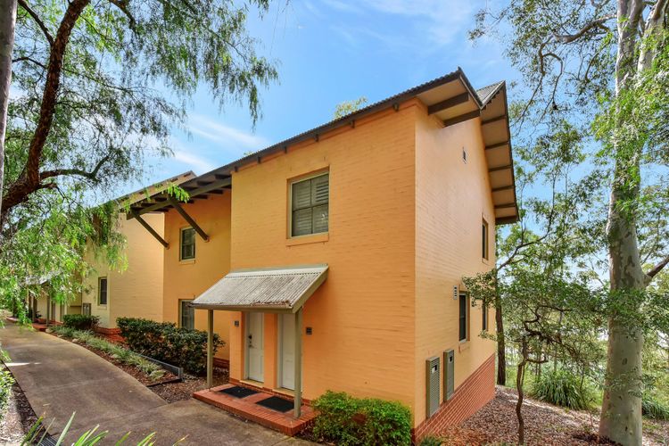 Villa 2br Chablis Villa located within Cypress Lakes Resort