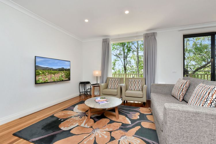 Villa 2br Chablis Villa located within Cypress Lakes Resort