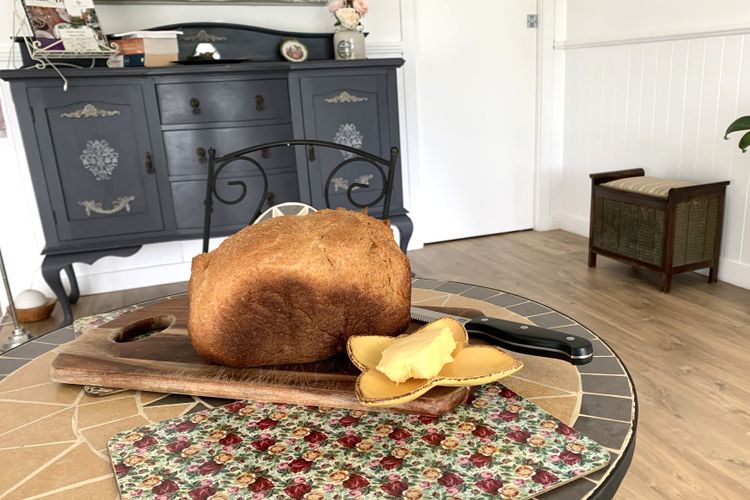 Rose Cottage Studio Romantic or Solo Getaway – Spa, Games Room