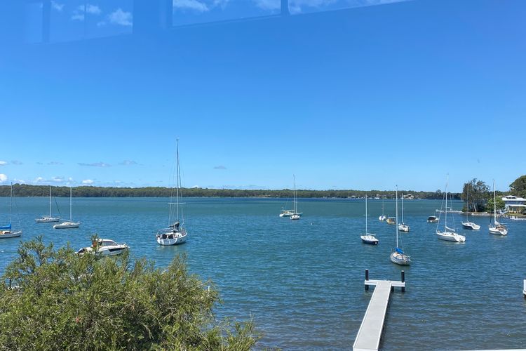 Sunshine Shores Absolute Waterfront