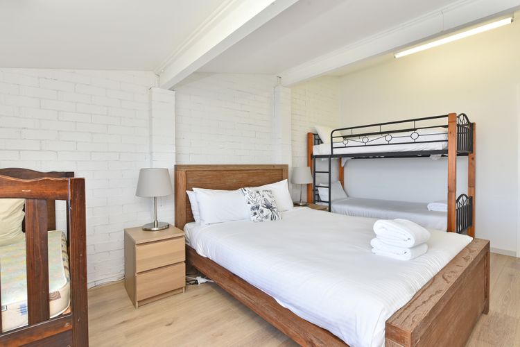 Family bedroom with Queen size bed and Bunk beds 