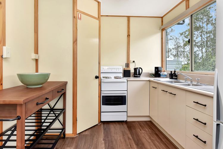 Bracken Ridge Vineyard – The Athabascan – Villa 5