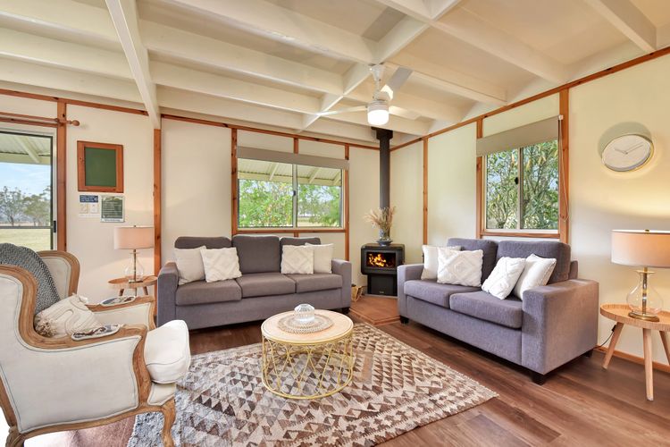 Bracken Ridge Vineyard – The Entire Estate