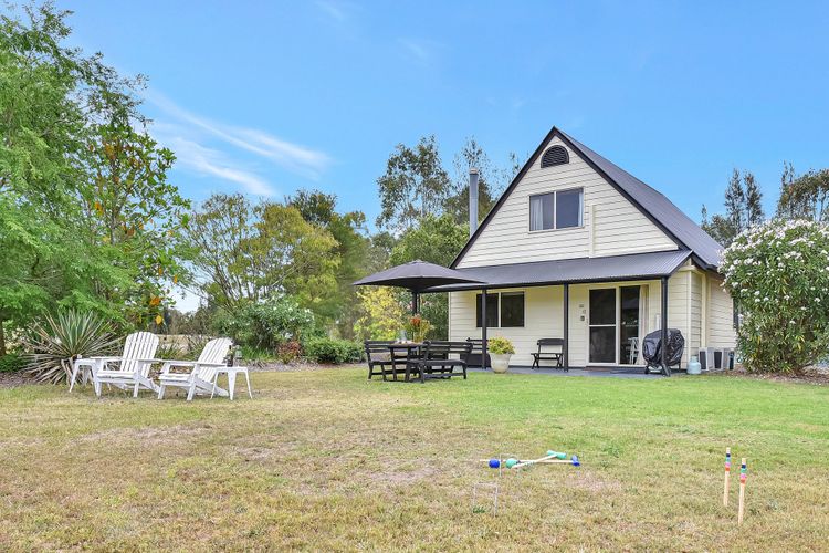 Bracken Ridge Vineyard – The Entire Estate