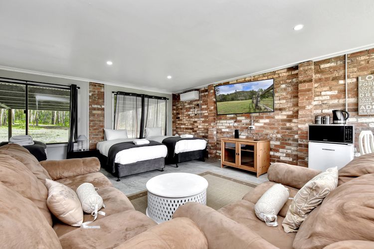 Kitchener Country Estate with Pool Hot Tub on private acres that sleeps up to 18