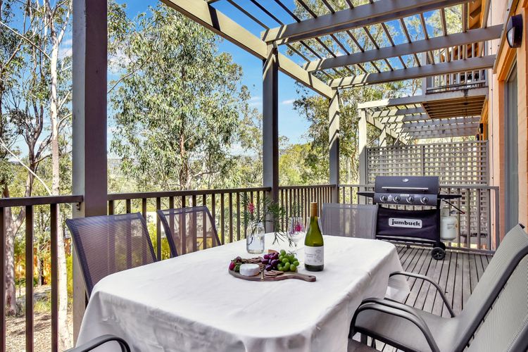 Premium Villa 2br Madeira at Cypress Lakes – Modern Sophistication