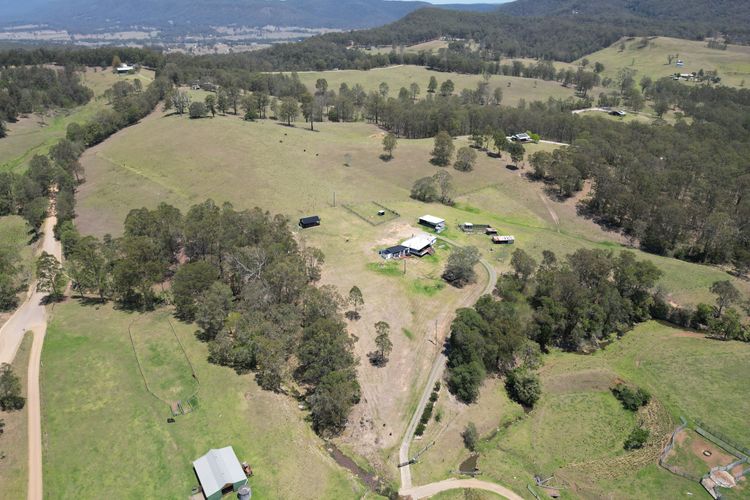 The Glass Ceiling – 360° Mount View Hideaway