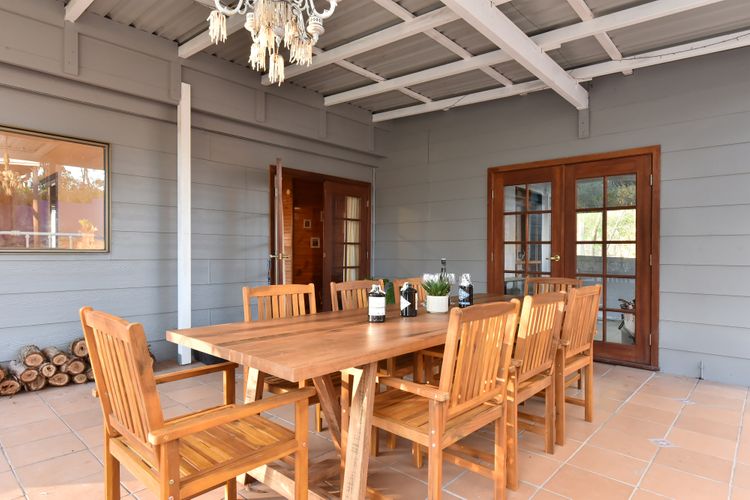 Misty Mountain Hideaway at Murrays Run ultra private rural escape with stunning views