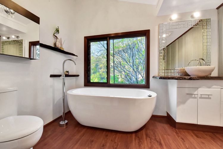 Misty Mountain Hideaway at Murrays Run ultra private rural escape with stunning views