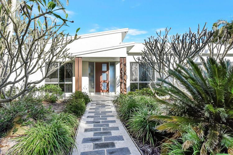 Lake Palm Resort Luxury Retreat absolute Waterfront on 3 acres at Lake Macquarie.