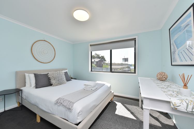 Seabreeze Bungalow – Lakeview Sunset Delight at Sunshine on Lake Macquarie