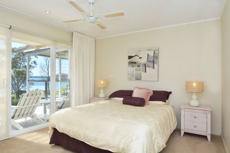 Lake Macquaries’ Edgewater Lakehouse at Morisset Memories 