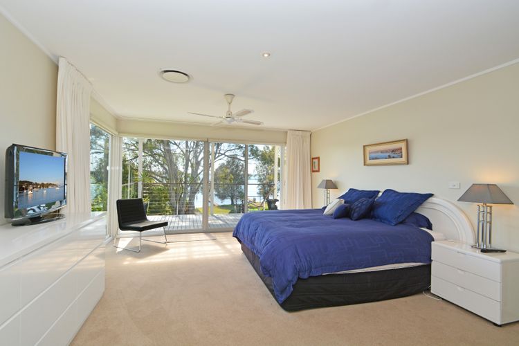 Lake Macquaries’ Edgewater Lakehouse at Morisset Memories 