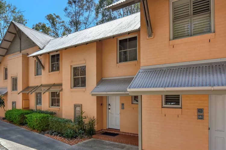 Villa 2br Albarino Villa located within Cypress Lakes Resort