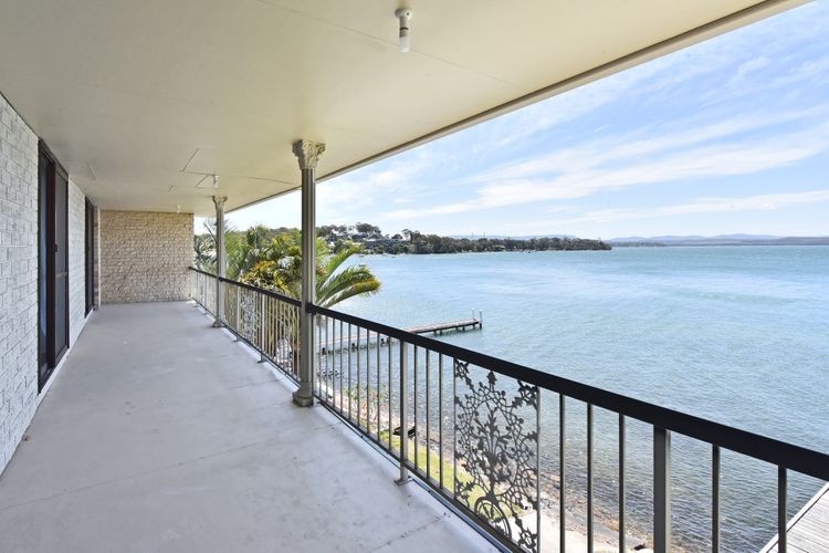Silverwater Serenity Shores Absolute Waterfront On The Lake