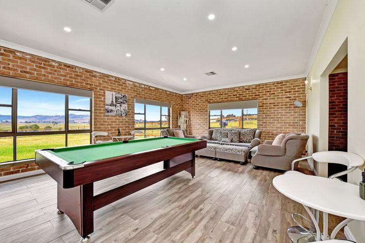 Snooker Table 