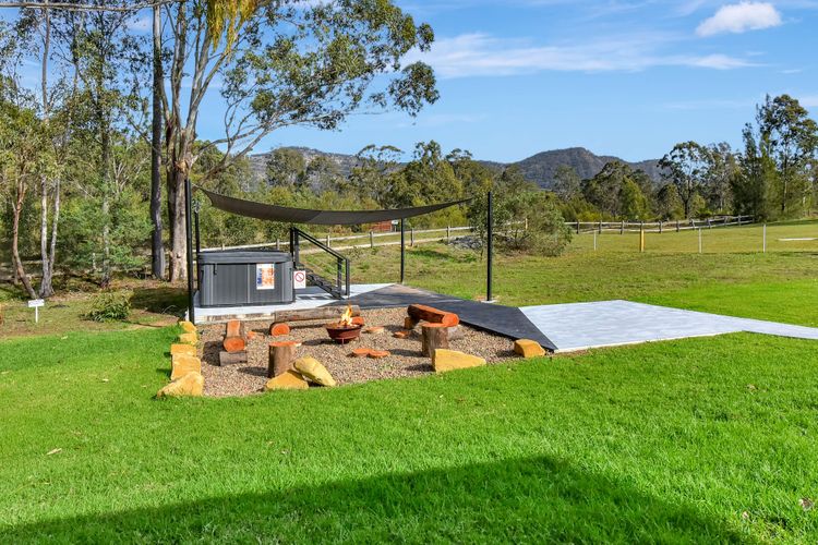 *New* Tranquil Vista Luxury Estate: Your Ultimate Weekend Haven