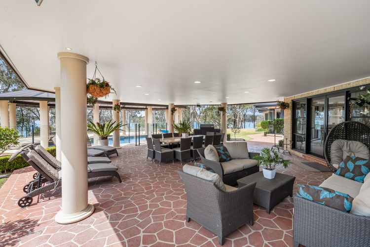 Slice of Heaven Family Retreat : Pool, Tennis and Good Times at Wilderness Waters