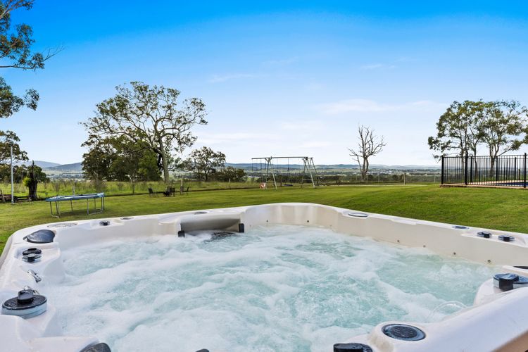 Heavenly Hideaway at Lovedale with Private Pool and Spa