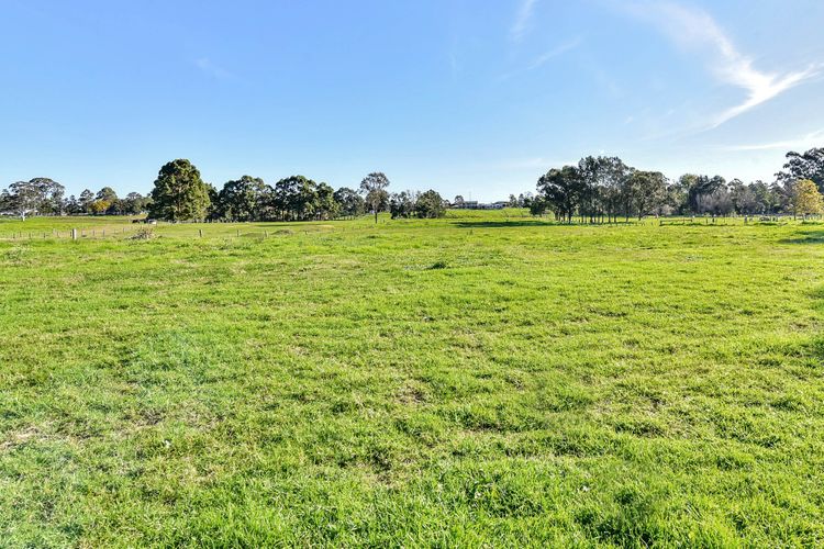 Overflow Downs-Riverside Acreage