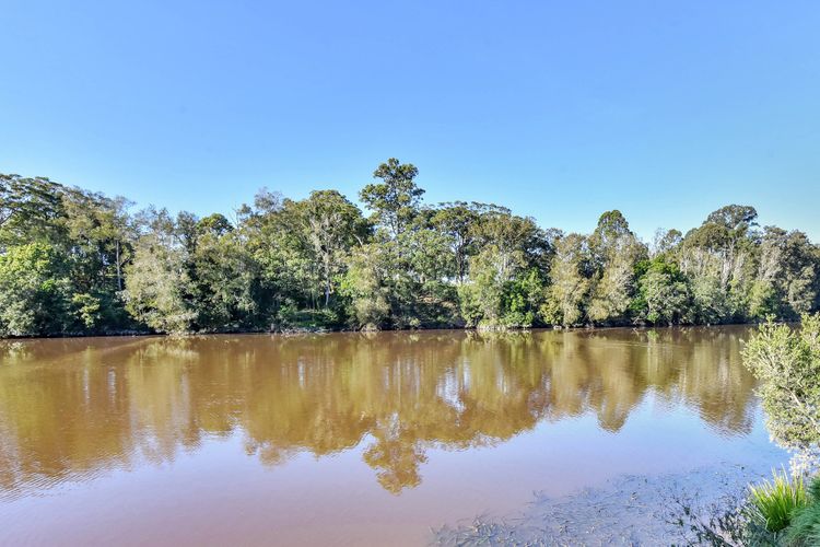 Overflow Downs-Riverside Acreage