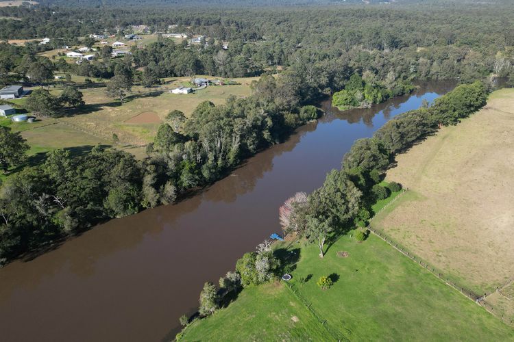Overflow Downs-Riverside Acreage